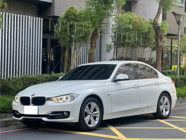 BMW寶馬 320I  第1張相片