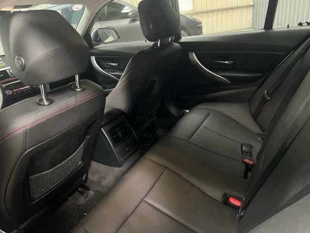 BMW寶馬 320I  第7張相片