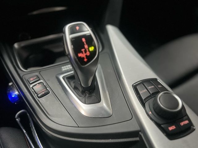 BMW寶馬 320I  第9張相片
