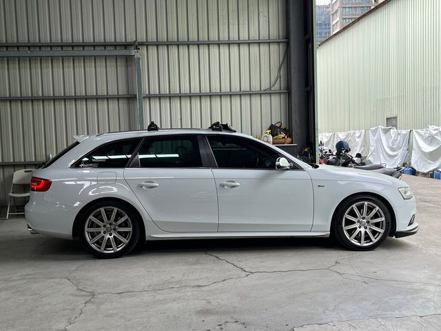 AUDI奧迪 A4 AVANT  第3張相片