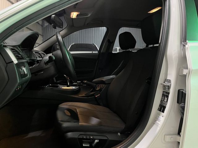 BMW寶馬 318IA  第10張相片