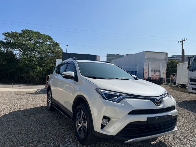 小改款RAV4外觀設計更加科技動感 好車開不壞一代傳一代  第4張相片