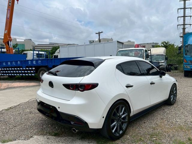 四代Mazda3 五門頂規，原版件、有認證與五大系統保固  第5張相片