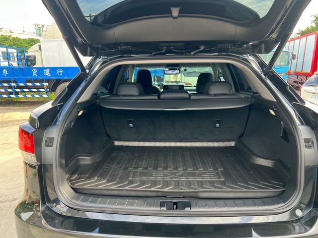 LEXUS RX300 豪華版 原廠升級導航環景電子後視鏡 新車價244萬  第11張相片