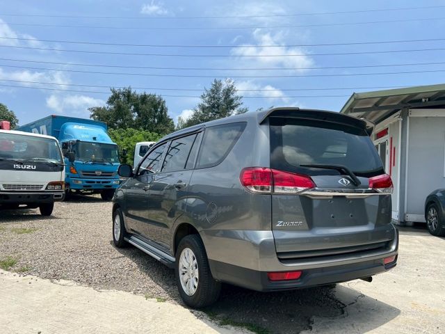 里程少車況好~工作好用車、後座大空間座椅可翻摺好載貨  第3張相片
