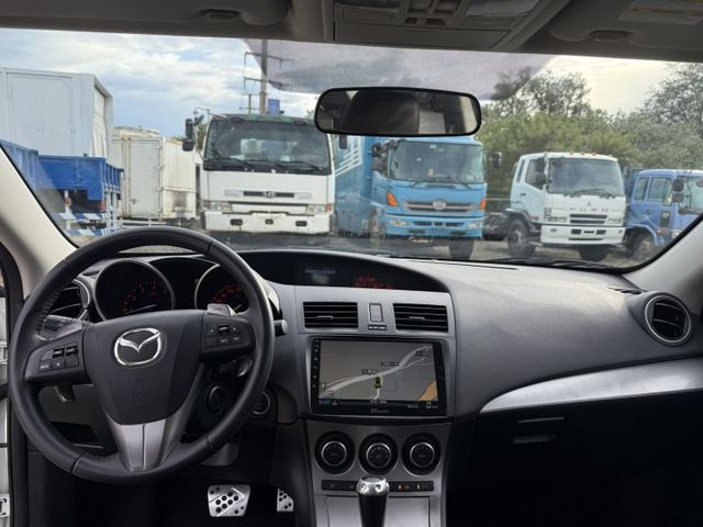 頂規極低里程不用20萬元開回家  第11張相片