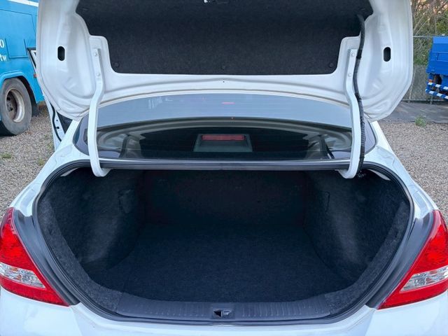 都在原廠保養！低里程代步神車、好顧稅金低、一級能效-平均油耗達14.1  第11張相片