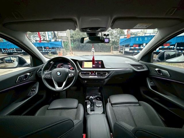 21年式 F40 118i Edition Sport，四輪全新胎皮、全原廠保養！  第12張相片