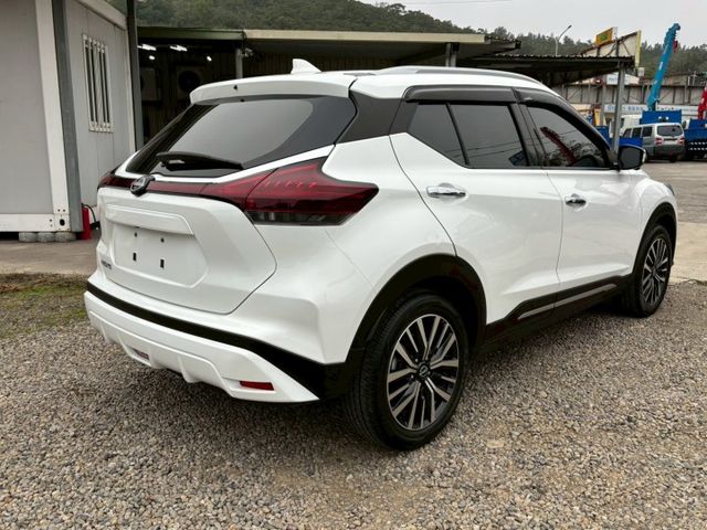 小改款升級為1.6升新引擎135hp@6300rpm/16.7kgm@4000rpm  第5張相片