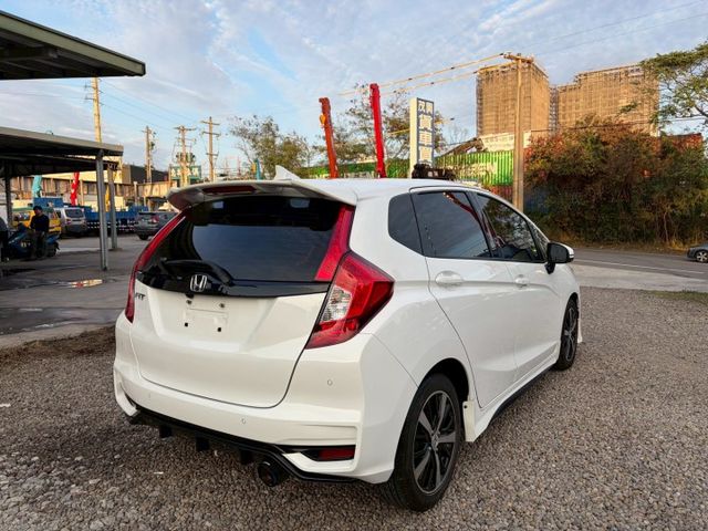 頂規S版，全車空力套件  第5張相片