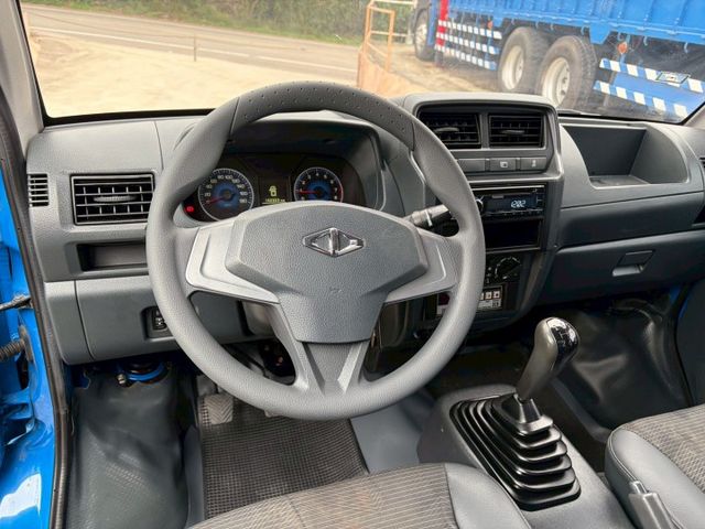 -5度冷藏車，內外乾淨漂亮有前後行車紀錄器，已認證完成還有五大系統保固有保固買的安心用的放心，做生意賺錢好夥伴~!  第13張相片