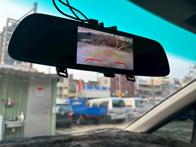 大空間好用掀背小車優質選擇  第17張相片