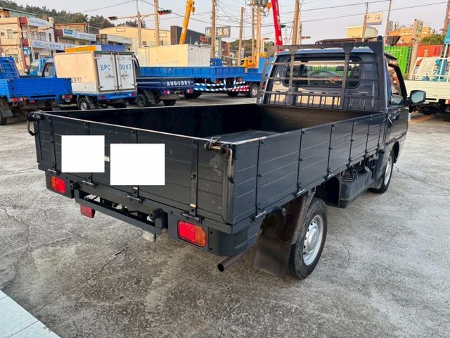 原廠前後行車紀錄器+倒車顯影，內外乾淨漂亮！賺錢發財好朋友~  第5張相片