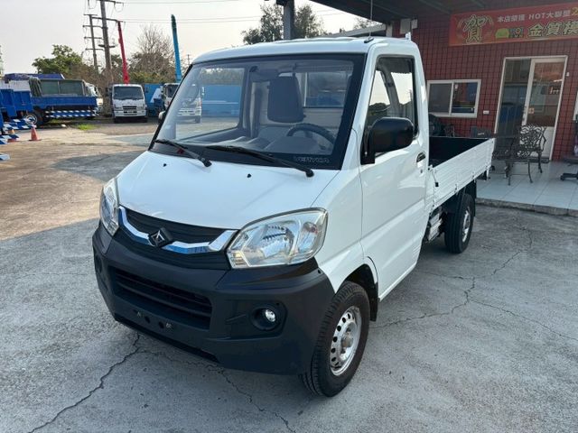 平均年跑9千公里好用發財車，內外整潔乾淨漂亮!!  第1張相片