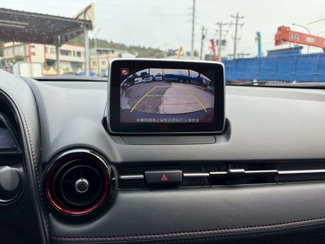 日本原裝小休旅，全原廠保養~1.5T柴油引擎、27.5kgm強勁扭力、加上絕佳油耗22.2km/l  第17張相片