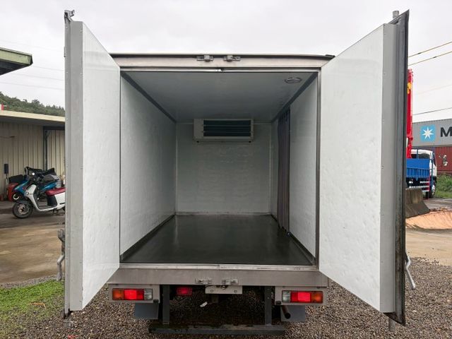 自排三人座 -20度冷凍車！全原廠保養！賺錢發財好夥伴！  第9張相片