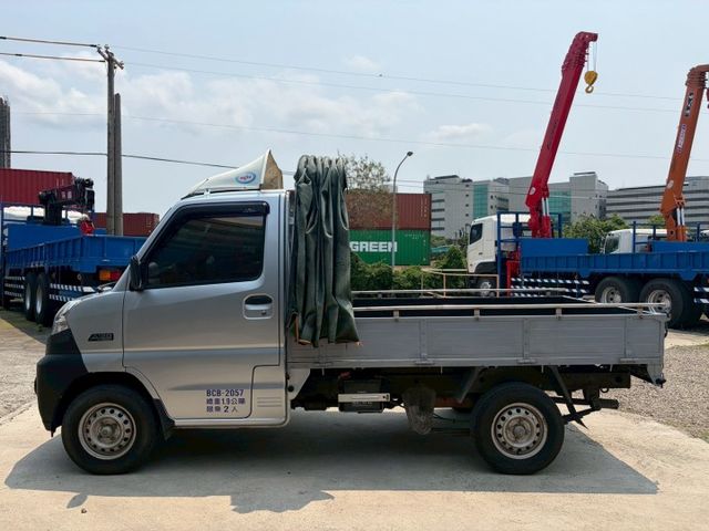 工作好用車~原廠行車紀錄器、伸縮帆布、賺錢發財好夥伴~！已認證完成還有五大系統保固。  第2張相片
