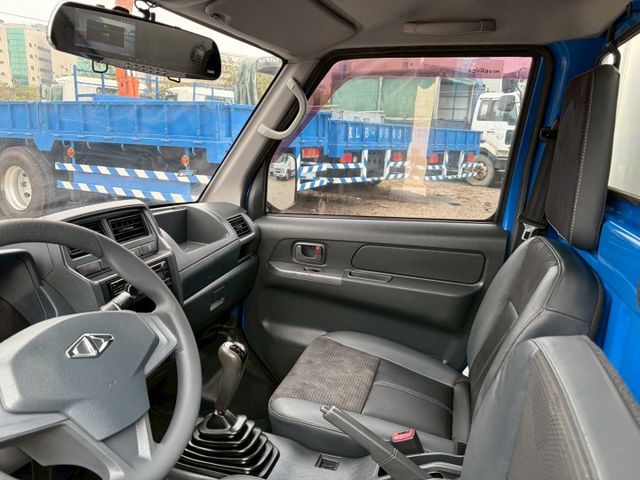 -5度冷藏車，內外乾淨漂亮有前後行車紀錄器，已認證完成還有五大系統保固有保固買的安心用的放心，做生意賺錢好夥伴~!  第14張相片