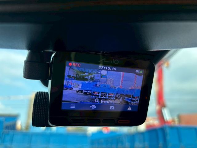 日本原裝質感SUV，頂規大滿配!! MIO前後行車紀錄器、橘子胎壓顯示器~  第14張相片