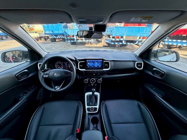 小巧可愛跨界小休旅~都原廠保養  16.3km/L一級平均油耗  第12張相片