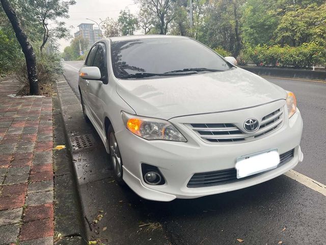 TOYOTA豐田 ALTIS  第1張相片