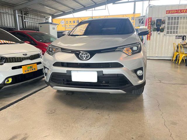 TOYOTA豐田 RAV4  第4張相片