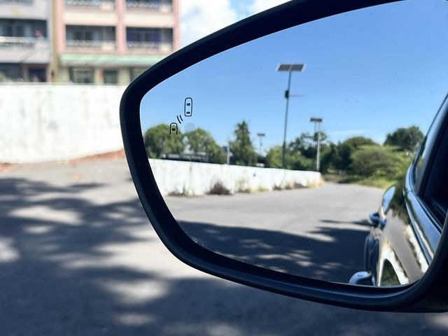 FORD福特 FOCUS ACTIVE  第11張相片