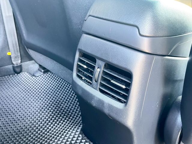 HYUNDAI現代 ELANTRA  第10張相片