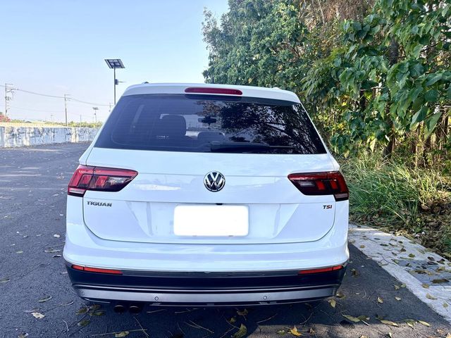 VOLKSWAGEN福斯 TIGUAN  第4張相片