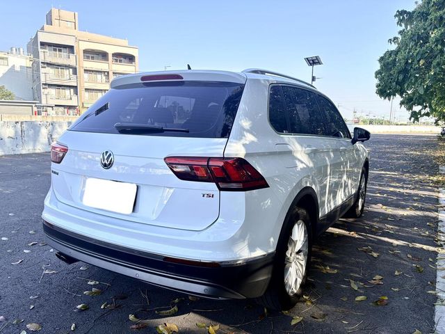 VOLKSWAGEN福斯 TIGUAN  第5張相片