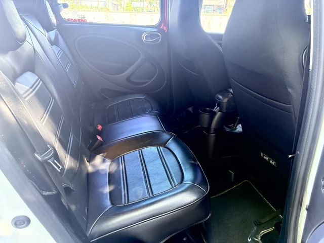 SMART斯麥特 FORFOUR  第12張相片