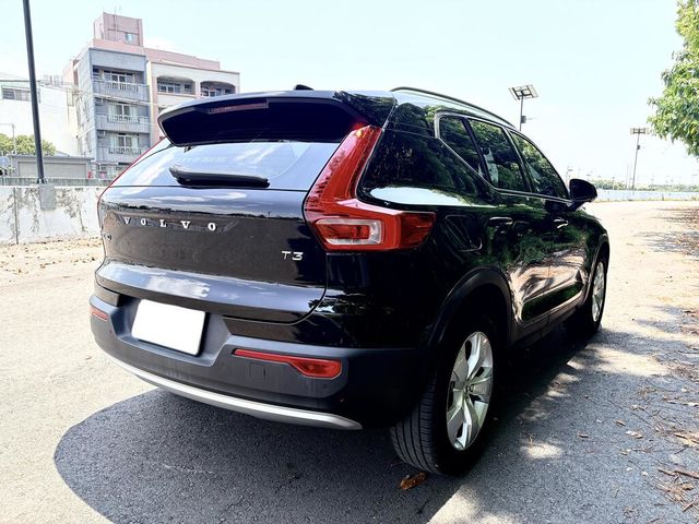 VOLVO富豪 XC40  第4張相片