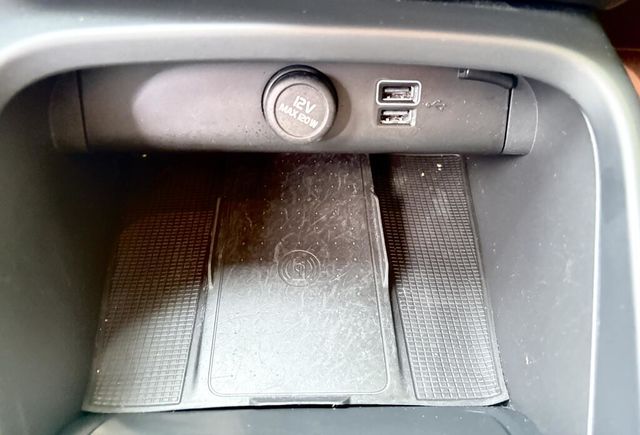 VOLVO富豪 XC40  第13張相片