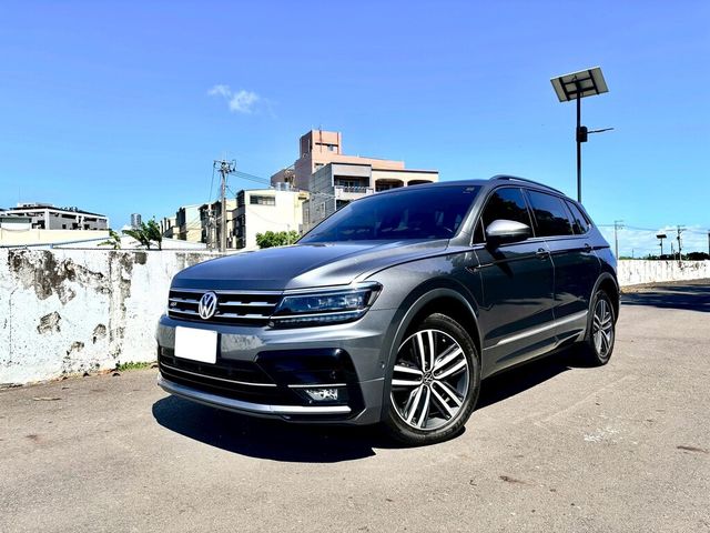 VOLKSWAGEN福斯 TIGUAN ALLSPACE  第2張相片