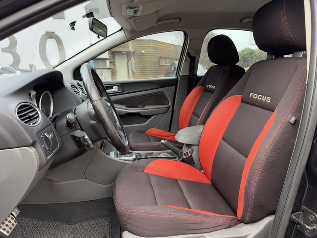 FORD福特 FOCUS  第7張相片
