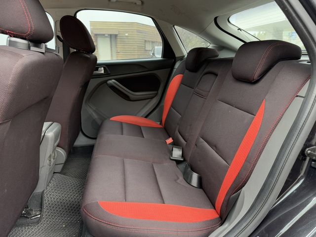 FORD福特 FOCUS  第8張相片