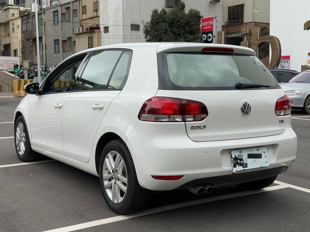 VOLKSWAGEN福斯 GOLF  第9張相片