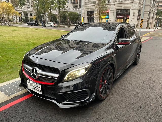 M-BENZ賓士 GLA45 AMG  第1張相片