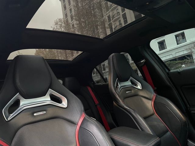 M-BENZ賓士 GLA45 AMG  第11張相片