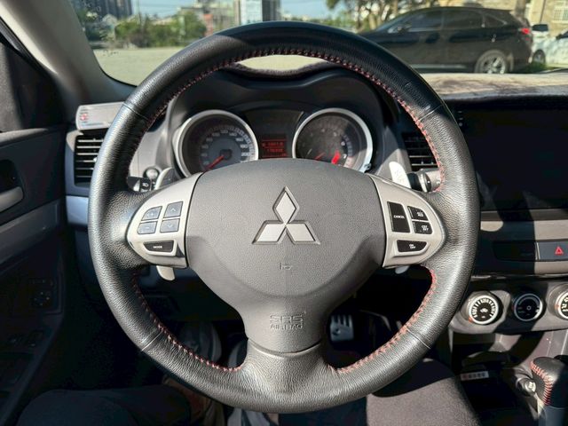 MITSUBISHI三菱 LANCER IO  第11張相片