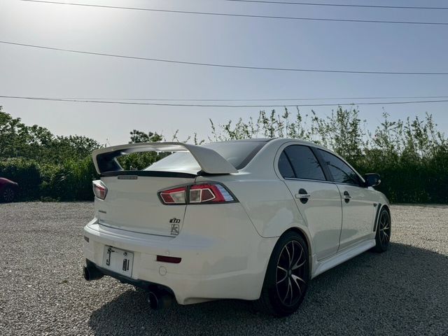 MITSUBISHI三菱 LANCER  第3張相片