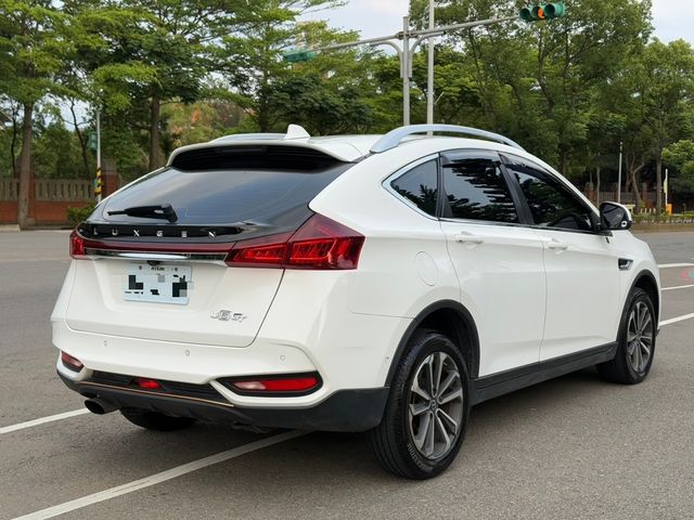 LUXGEN納智捷 U6 GT  第15張相片