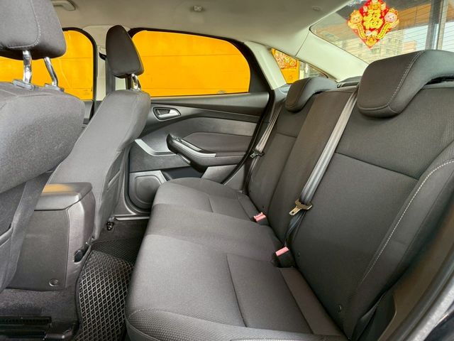 FORD福特 FOCUS  第13張相片