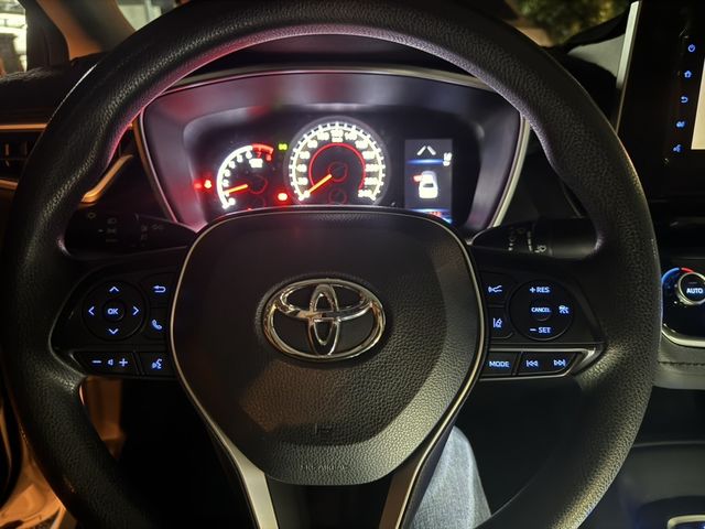 TOYOTA豐田 ALTIS  第4張相片