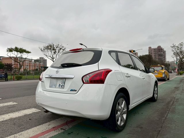 NISSAN日產 TIIDA  第4張相片