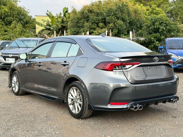 TOYOTA豐田 ALTIS  第4張相片