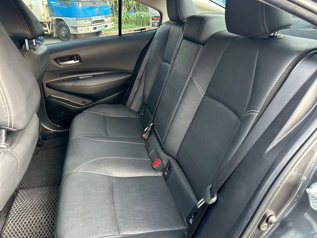 TOYOTA豐田 ALTIS  第6張相片