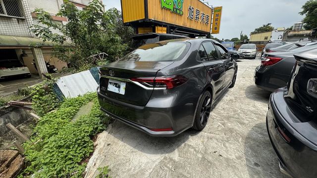 TOYOTA豐田 ALTIS  第4張相片