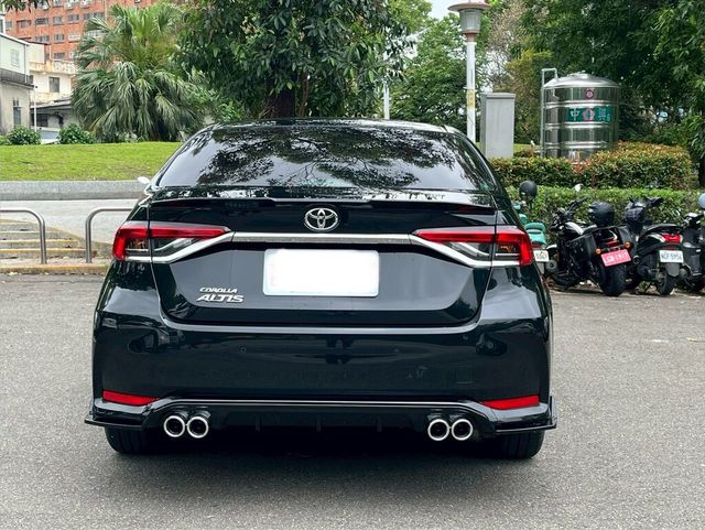 TOYOTA豐田 ALTIS  第4張相片