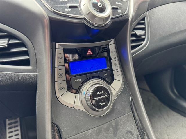 『 ELANTRA EX 旗艦版』｜摸門解鎖｜免鑰匙｜定速巡航｜巡跡防滑｜倒車顯影｜光感應自動頭燈｜雙區恆溫｜電動天窗｜  第5張相片